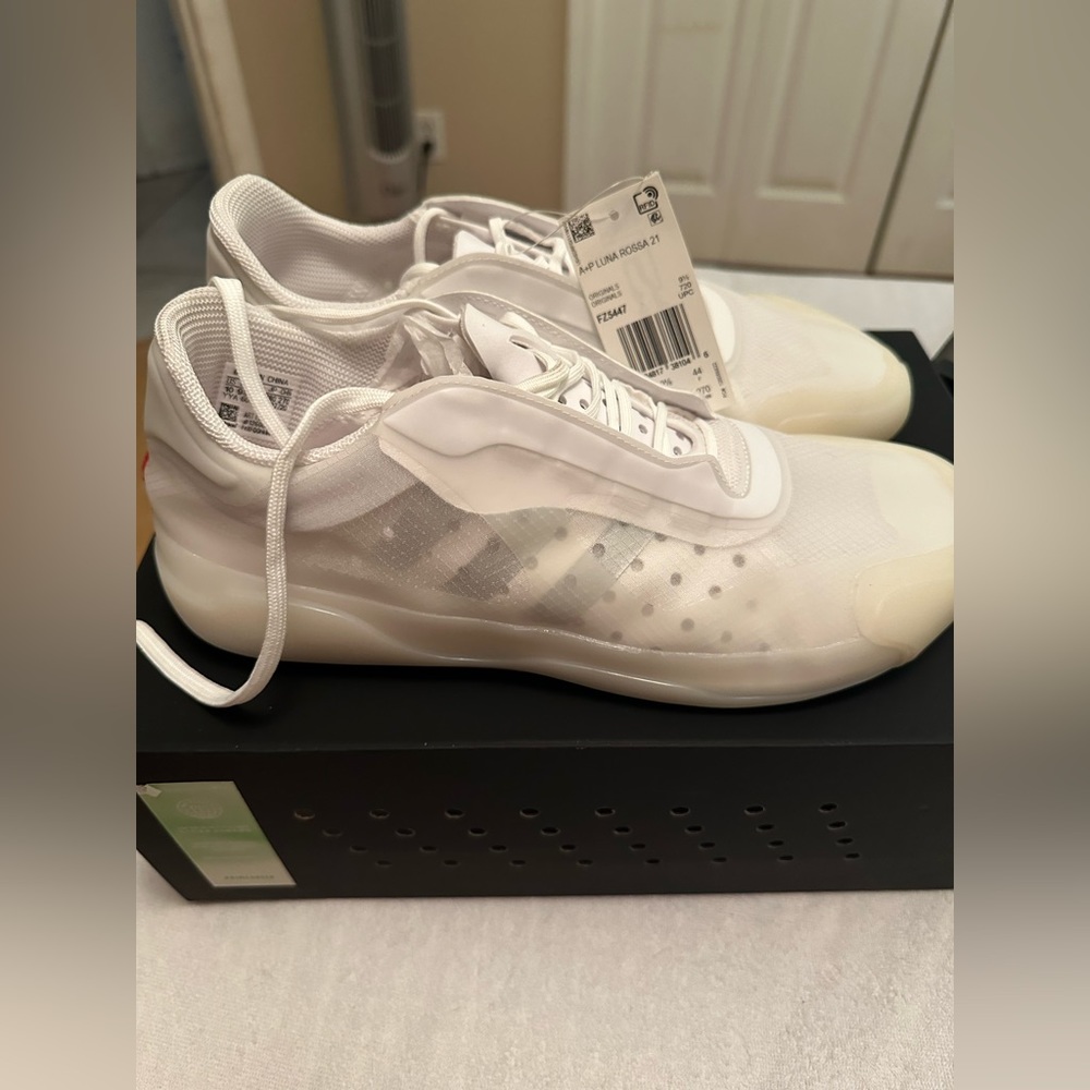 Men’s Prada A+P Luna Rossa 21 Sneakers US size 10